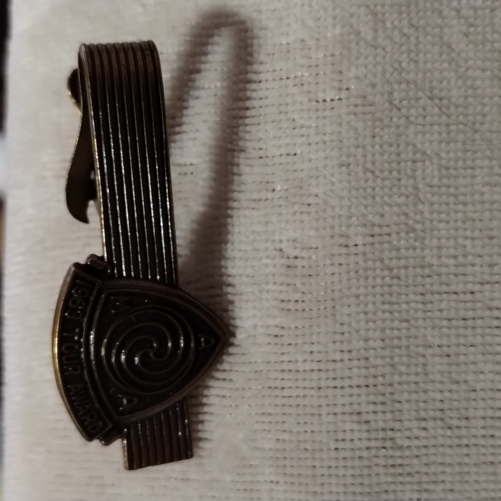VTG 1963 Men's 'AMA American Motorcycle Association Tour Award Tie Bar Clip